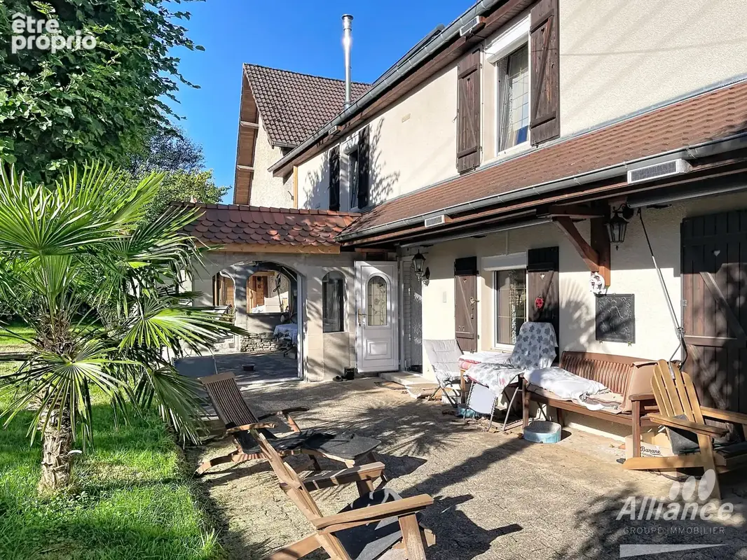Maison à DAMPIERRE-SUR-LE-DOUBS