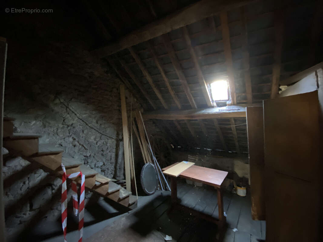 Maison en centre ville a lormes - photo 11