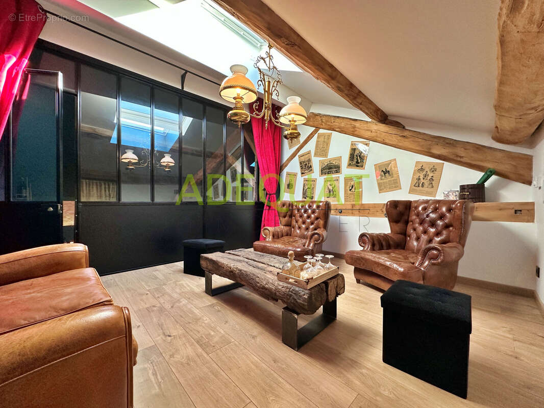 Appartement à BOURGOIN-JALLIEU