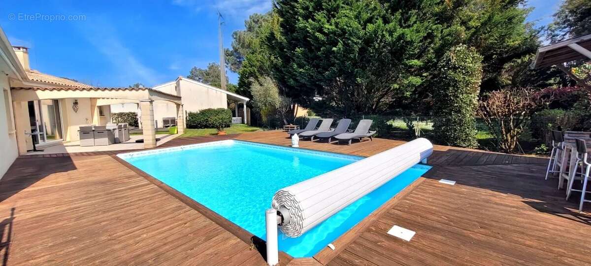 Maison à SAINT-DENIS-DE-PILE