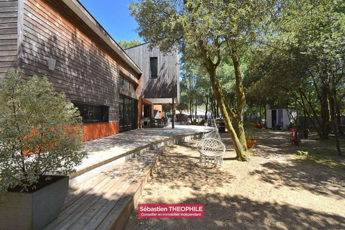 Maison à SAINT-HILAIRE-DE-RIEZ