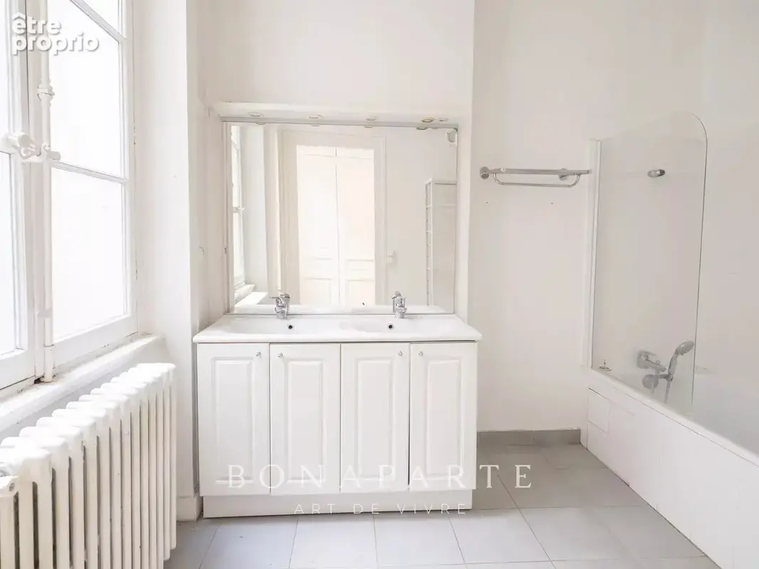 Lyon 1er, appartement bourgeois de caractere, 3 chambres, vue fourviere - photo 20