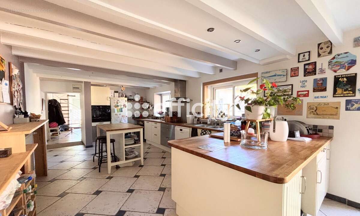 Maison 193 m² à Dompierre-Sur-Mer  - photo 3