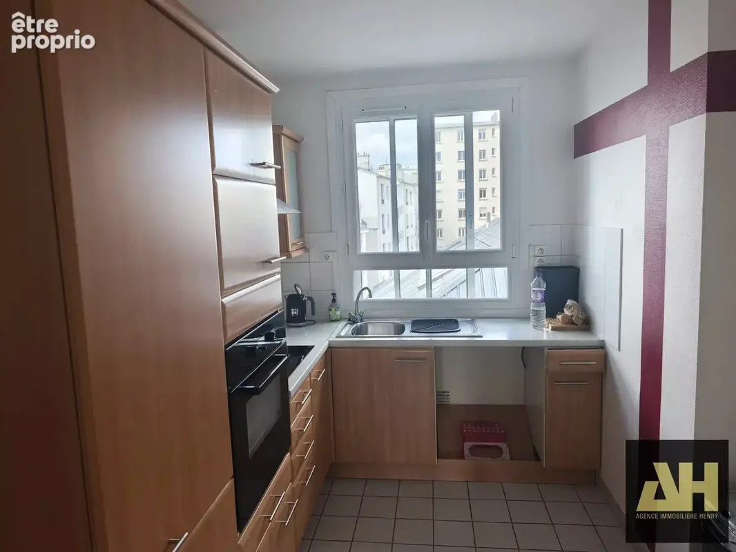 Rare - centre ville - appartement t4 de 71 m2 avec ascenseur et balcon - parfait état - photo 4