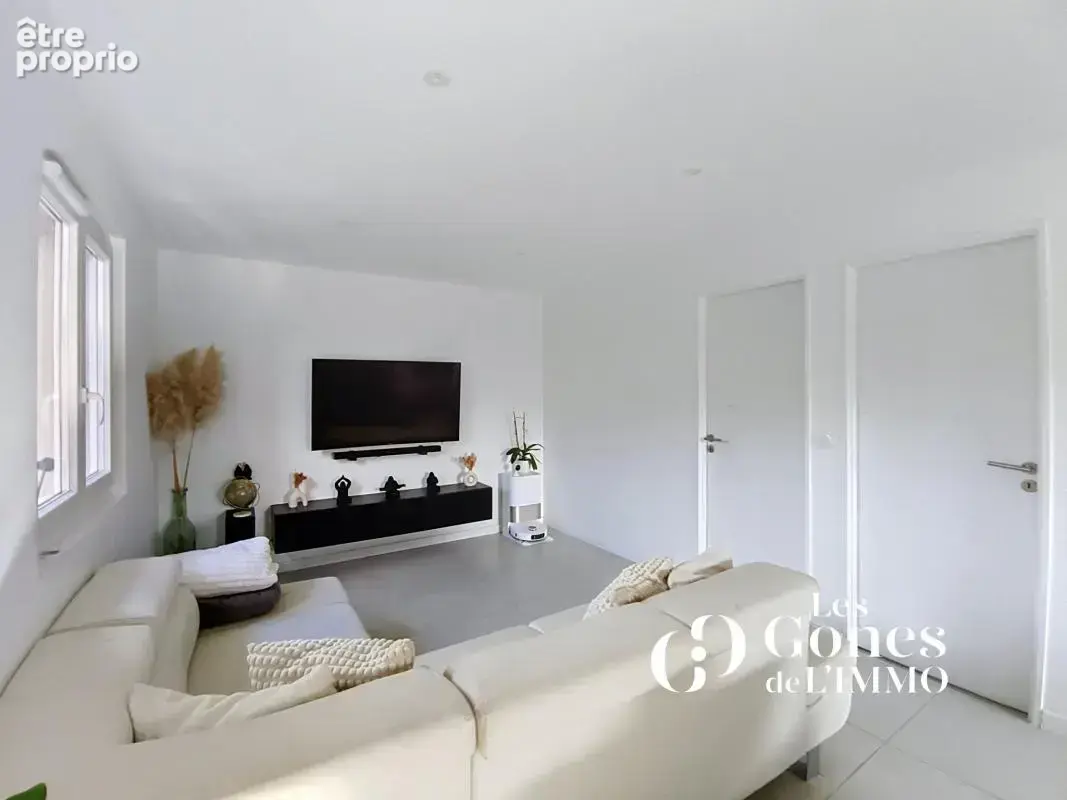 Maison de plain-pied T3 Sainte Consorce - photo 4