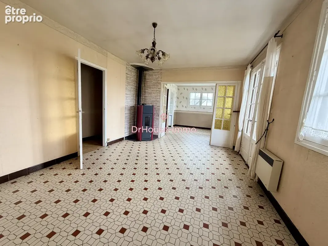 Maison 3 pièces 82 m² à vendre à Saint-Nicolas-D'aliermont (76510) - photo 2