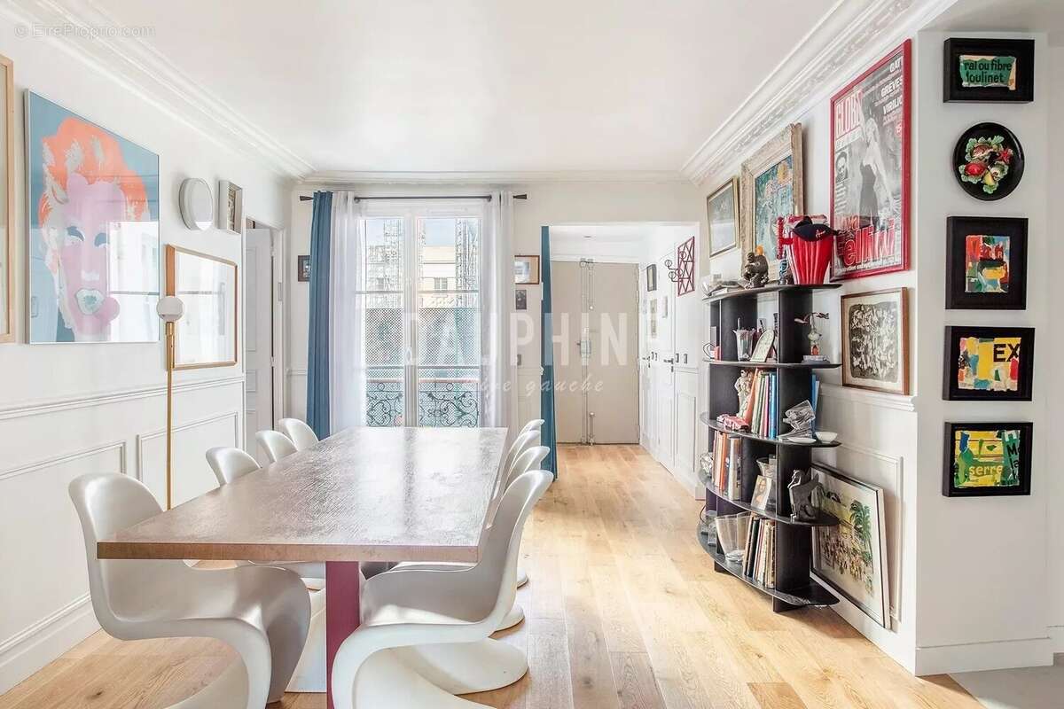Appartement à PARIS-7E