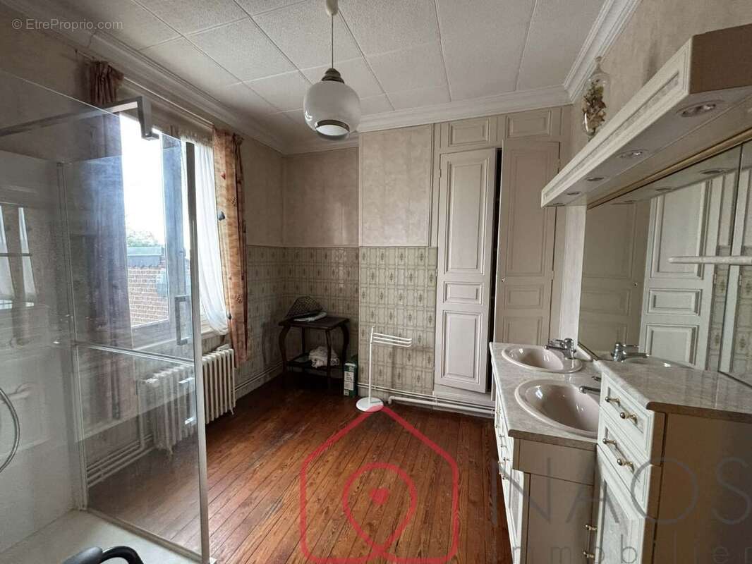 Maison à EU