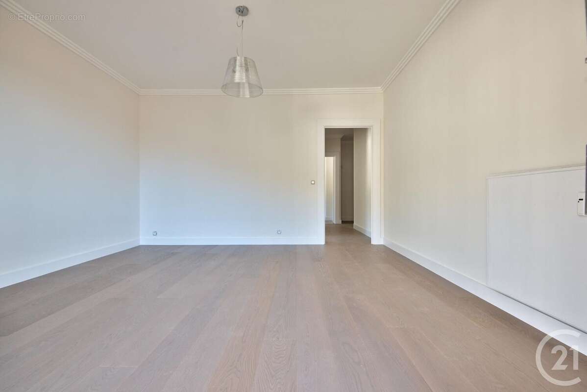 Appartement à BEAULIEU-SUR-MER