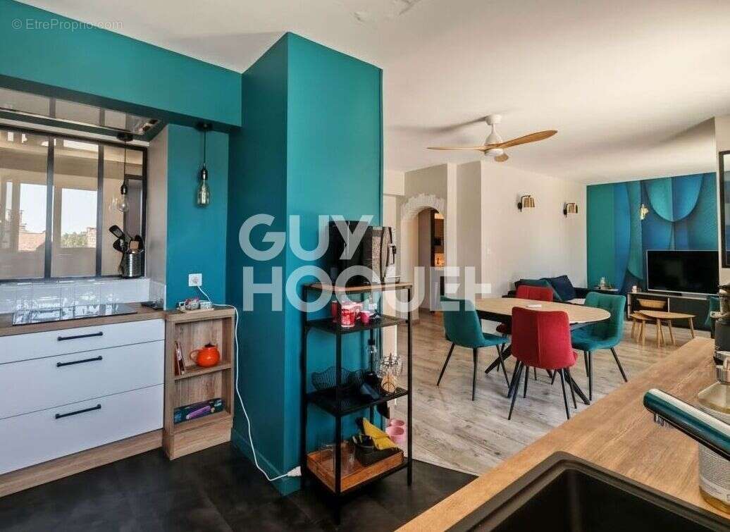 Magnifique T4 de 87m² avec terrasse de 80m² - Proximité Centre-ville - Résidence sécurisée avec ascenseur et garage ! - photo 3