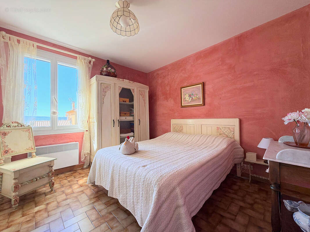 Maison à VILLELAURE