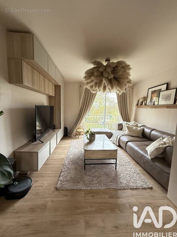 Photo 1 - Maison à CRECY-LA-CHAPELLE