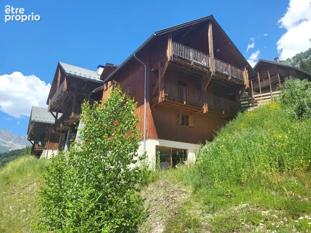 Grand chalet de rapport - photo 1