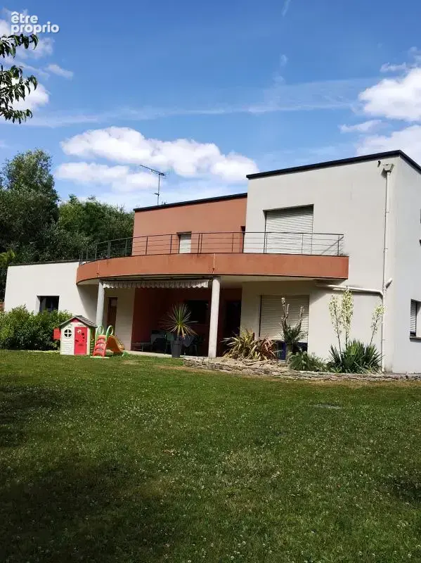Maison 11 pièces 210 m² à vendre à Vitre (35500) - photo 3