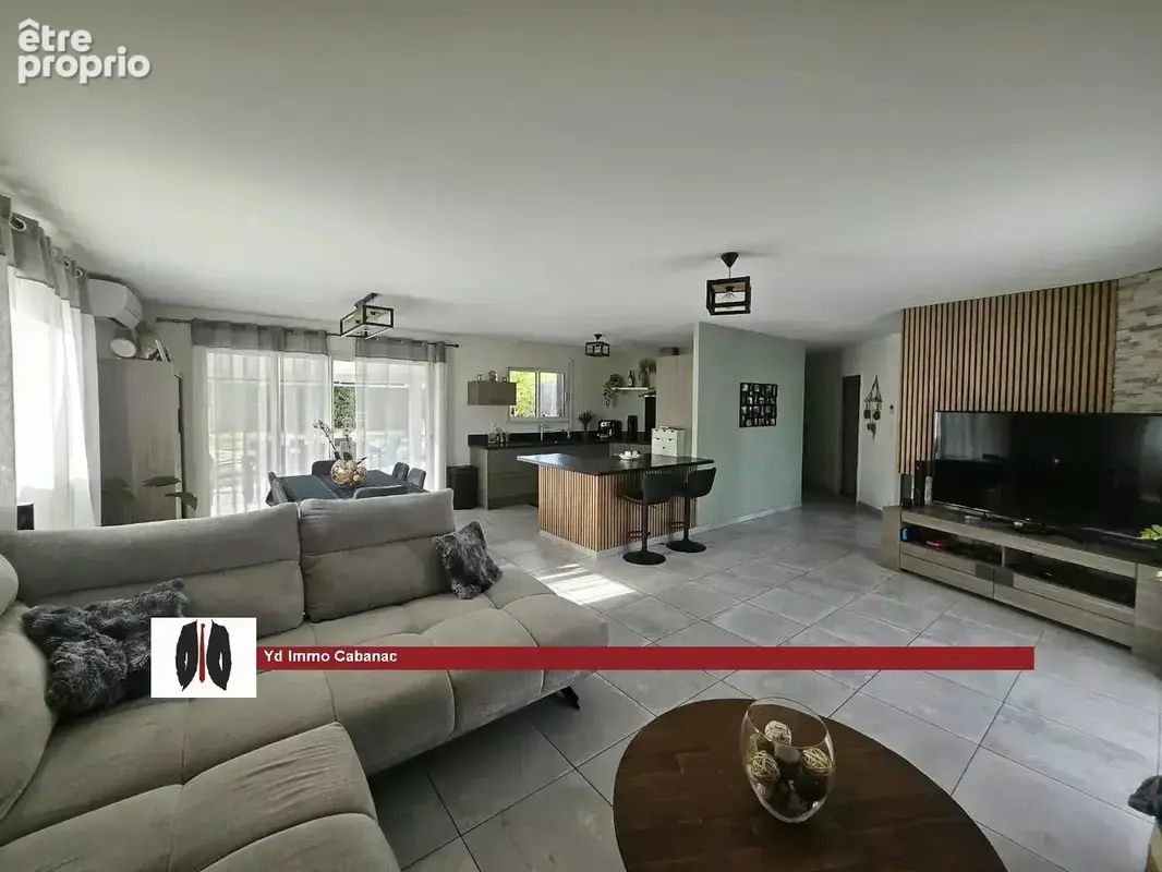 Maison 4 chambres et bureau avec piscine et grand terrain - photo 6