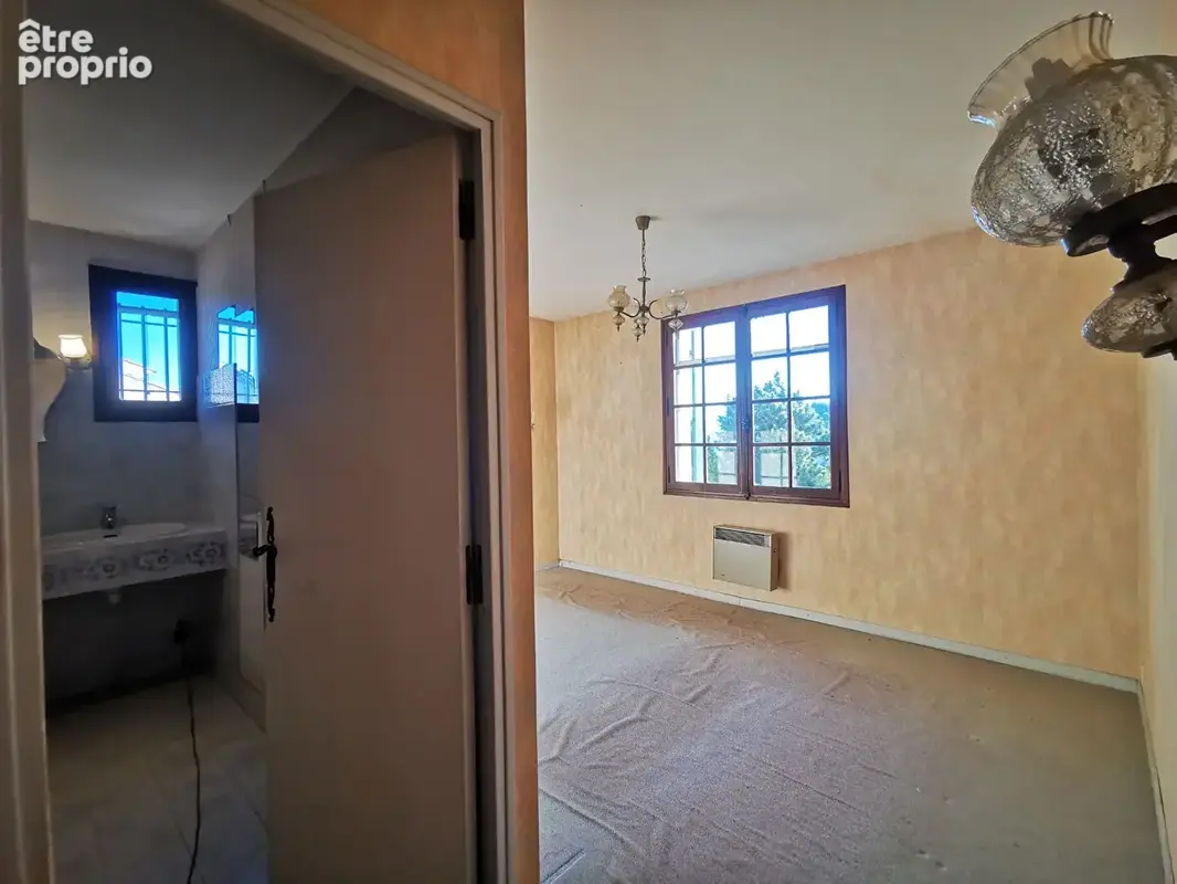 Maison Traditionnelle T5 (construite en 1973) de138 m²  sur un terrain de 550 m2 - photo 12