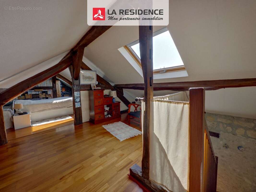 Maison à AULNAY-SUR-MAULDRE