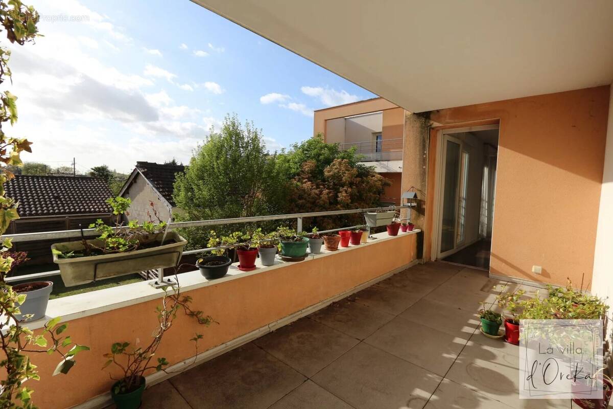 Appartement à VILLENAVE-D'ORNON