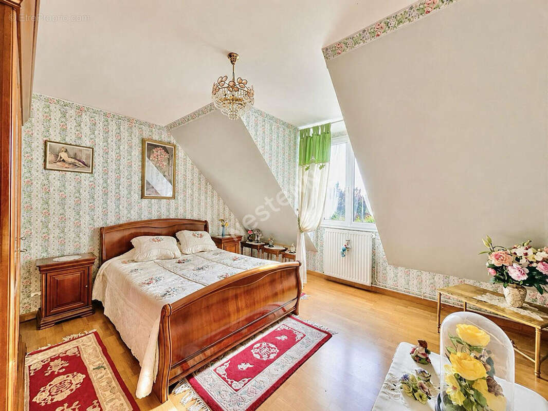 Maison à VIARMES