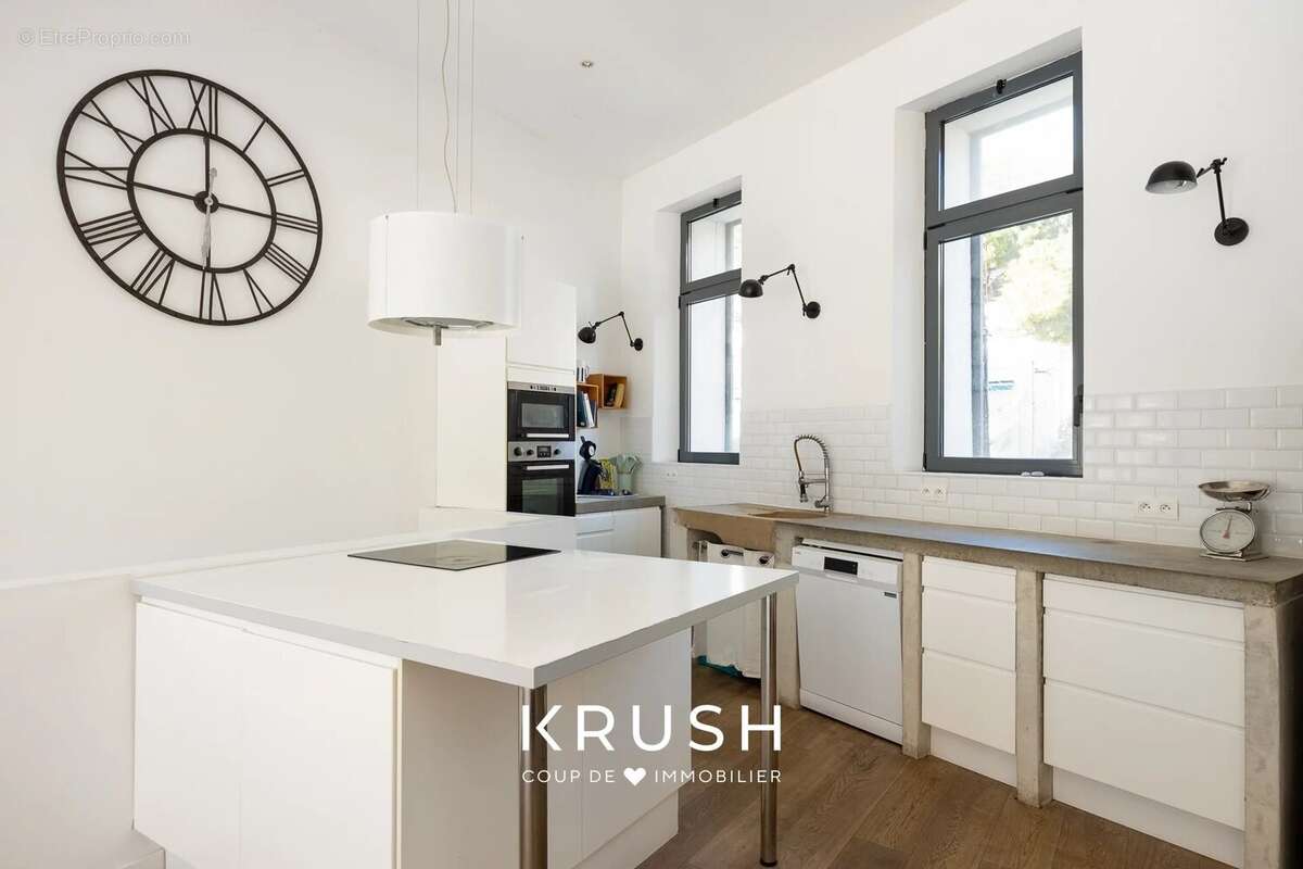 Maison à MARSEILLE-7E