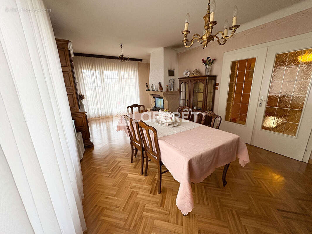 Maison à BOUSSE