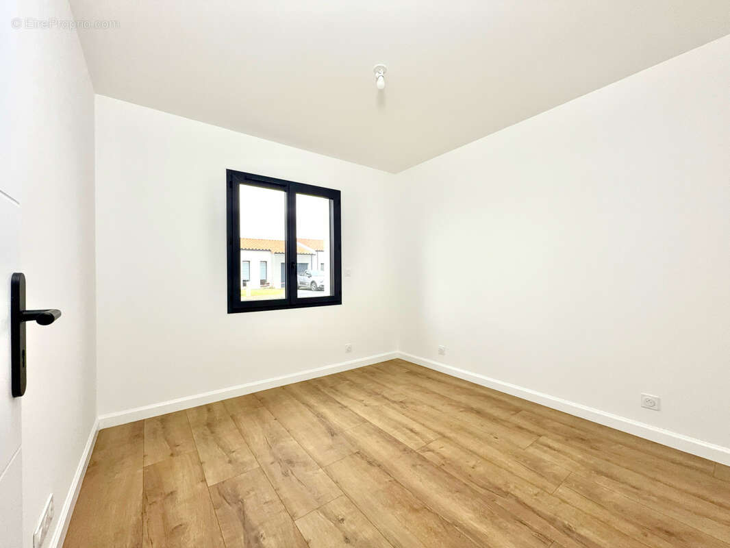 Maison à FONTENAY-LE-COMTE