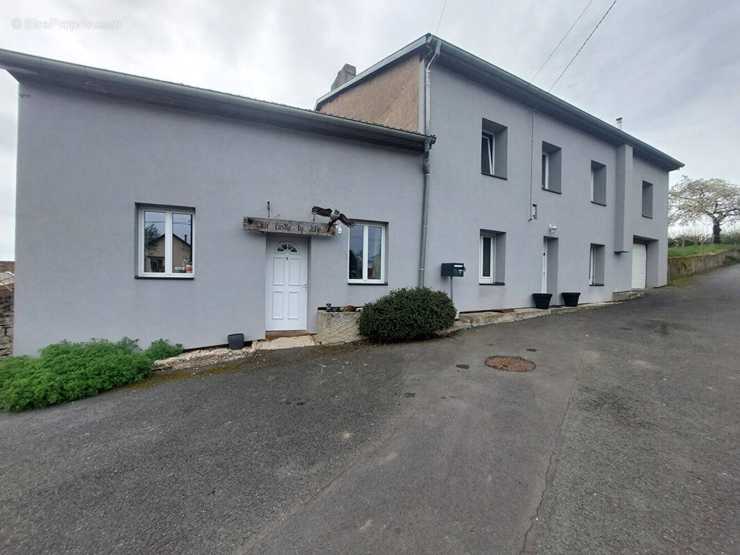 Maison à RECHICOURT-LE-CHATEAU