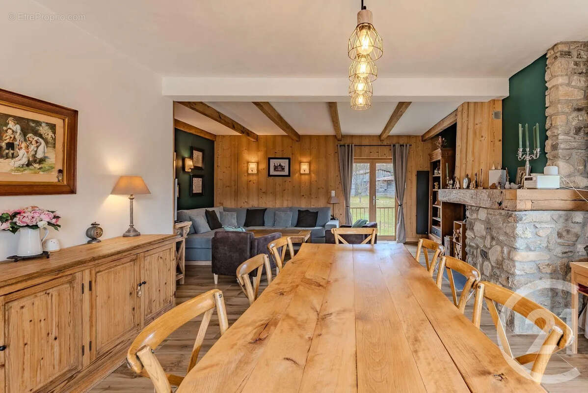 Maison à THOLLON-LES-MEMISES