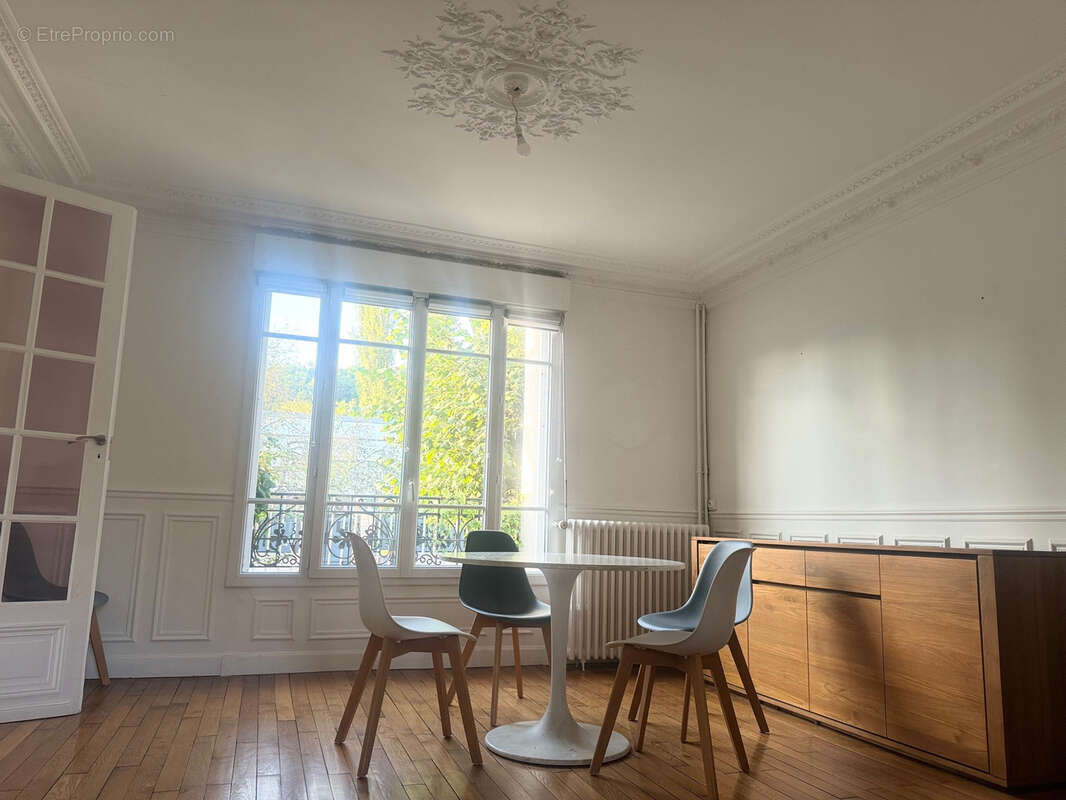 Maison à ETAMPES