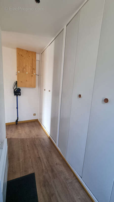 Appartement à LAMALOU-LES-BAINS