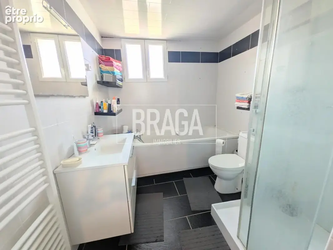 Maison Semi Mitoyenne   80 m2   Vue Mer & Cathédrale - photo 5