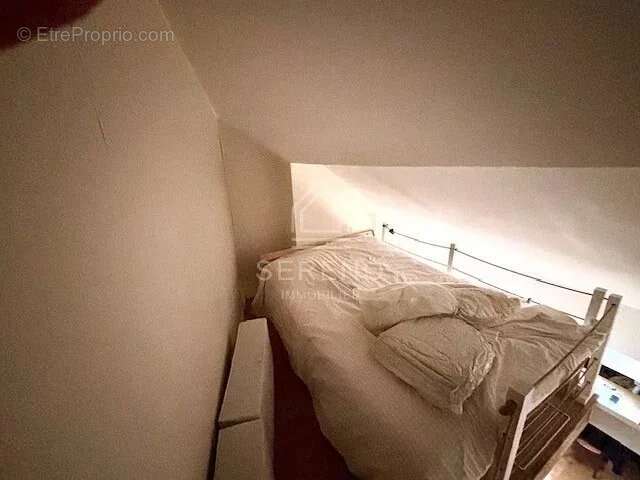 Appartement à PARIS-1E