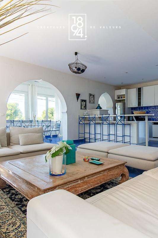 Maison à CARRY-LE-ROUET