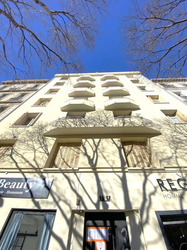 Appartement à MARSEILLE-6E