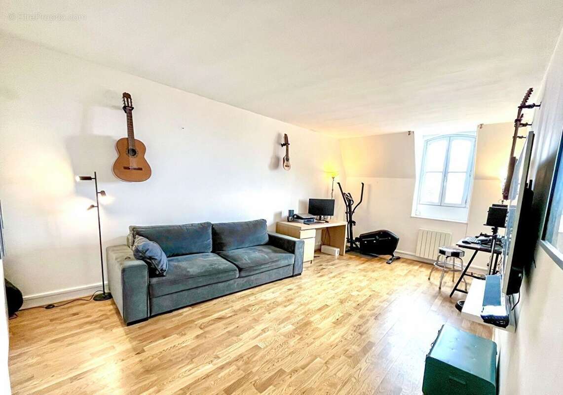 Appartement à MANTES-LA-JOLIE