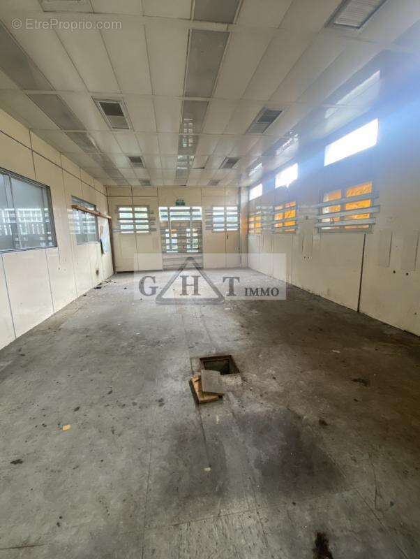 Commerce à PALAISEAU