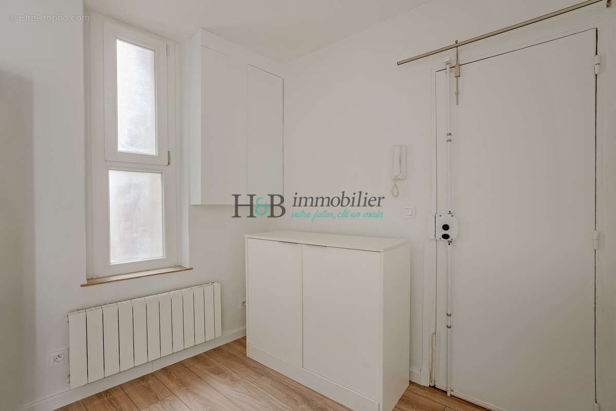 Appartement à PARIS-20E