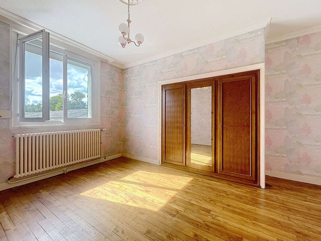 Charmante maison familiale en pierre, au coeur du Bourg de Saint-Malo-des-Trois-Fontaines - photo 14