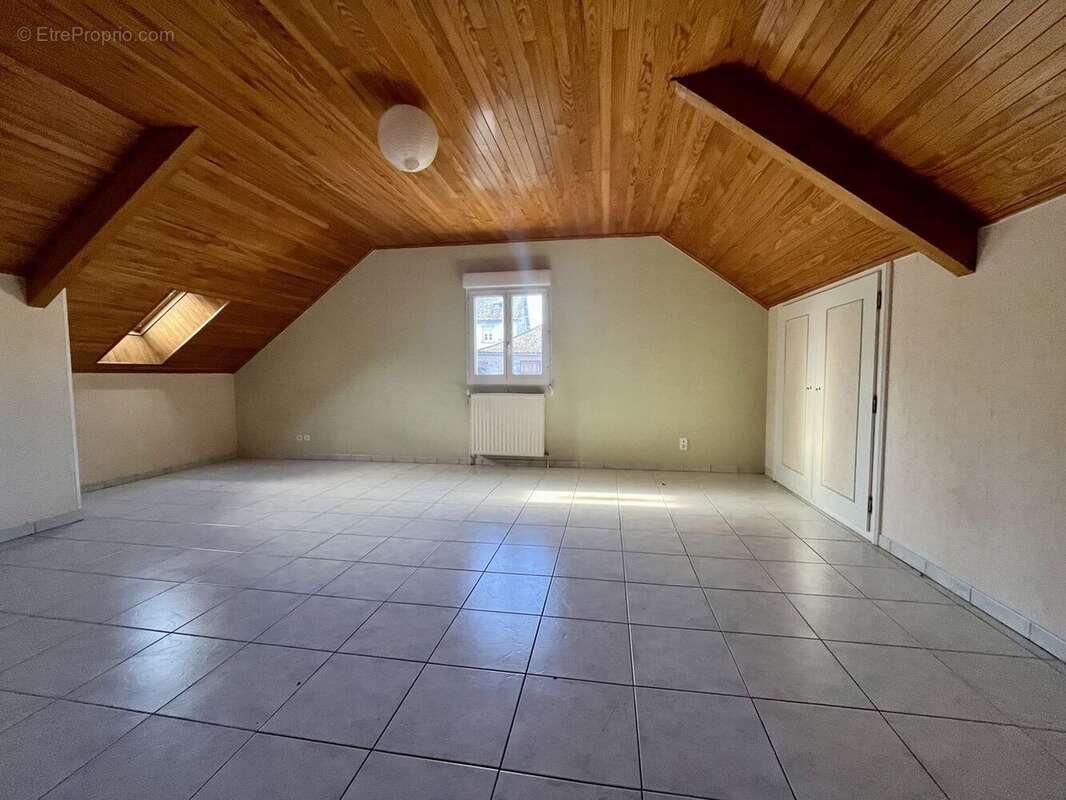 Maison à ALBARET-SAINTE-MARIE