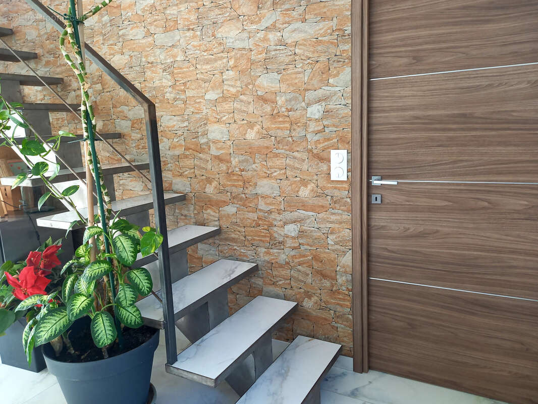 Maison à LATOUR-BAS-ELNE