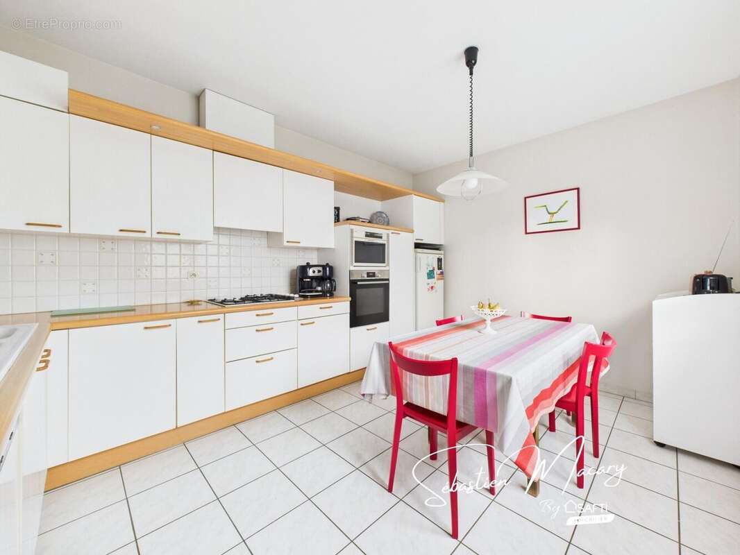 Maison 170 m² à Bordeaux  - photo 2