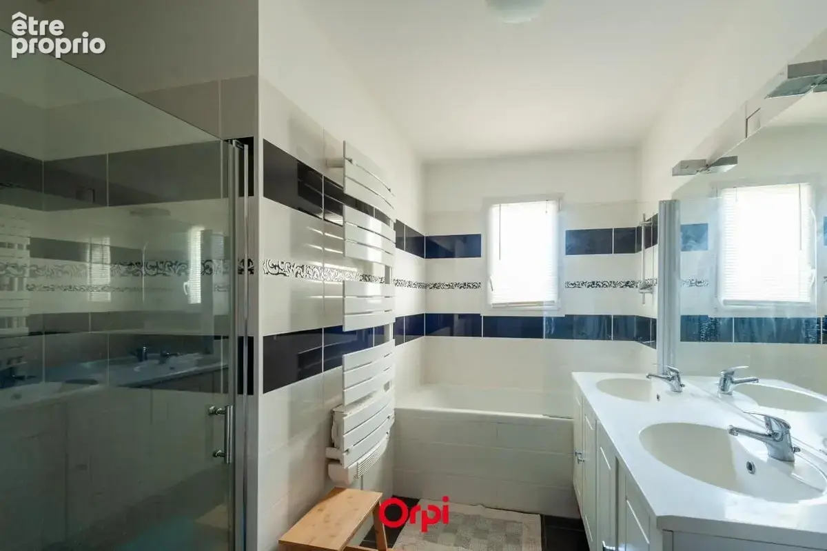 Maison À Vendre, 3 chambres plain-pied piscine - photo 4