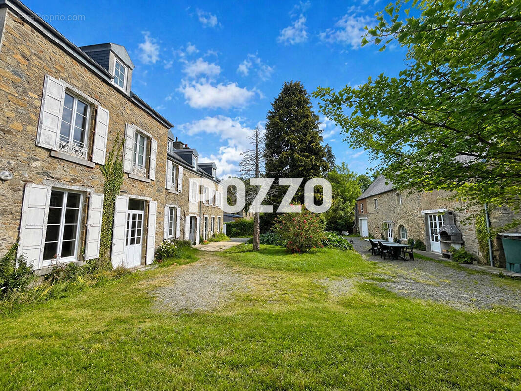 Maison à COUTANCES