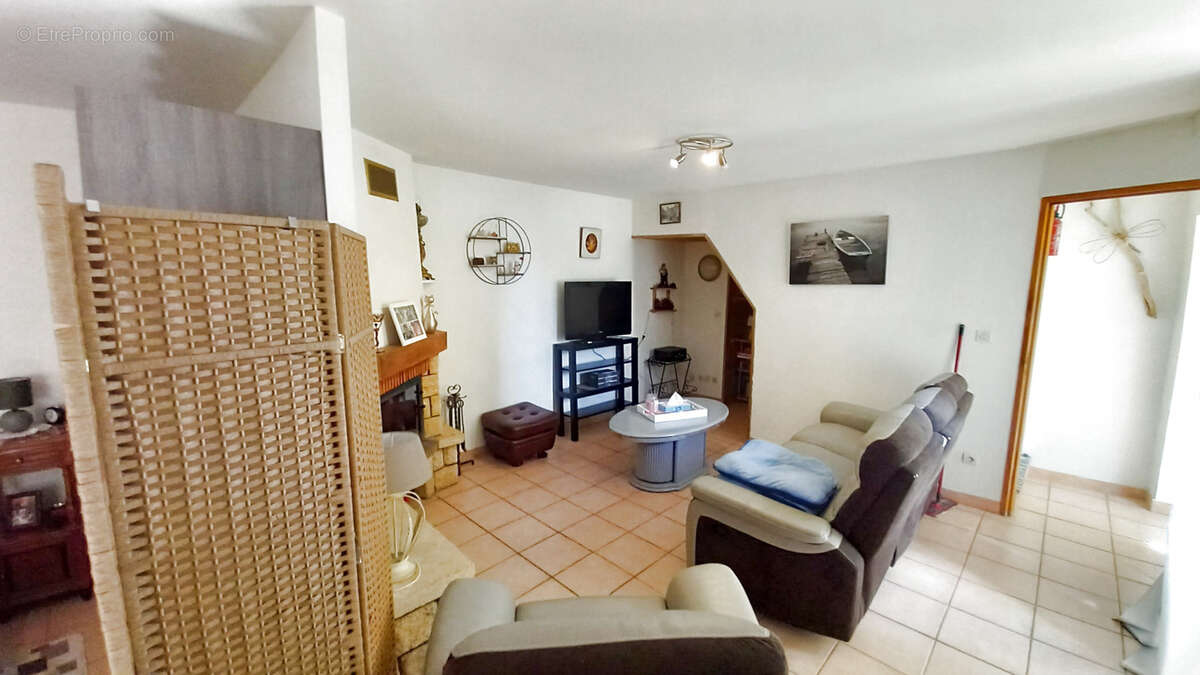 Maison à LE POUJOL-SUR-ORB