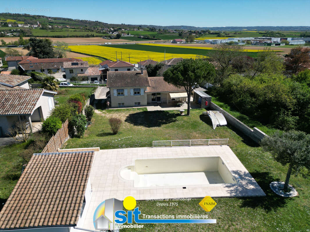 Maison à REVENTIN-VAUGRIS