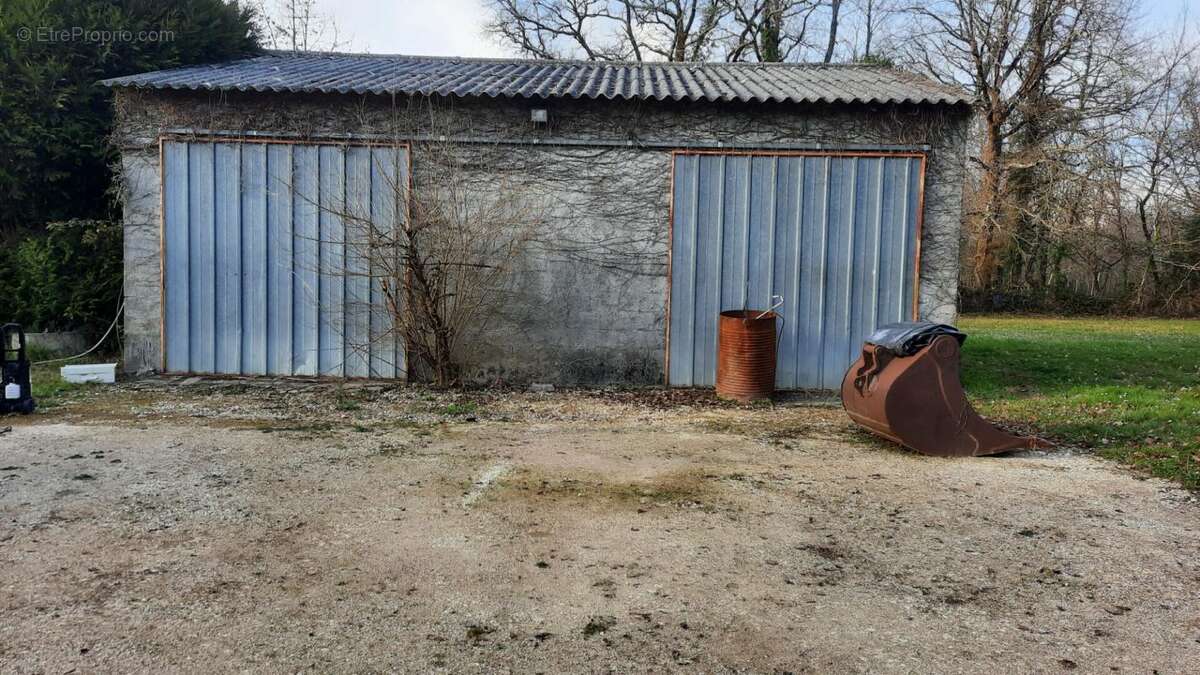 Maison à MIRAMBEAU