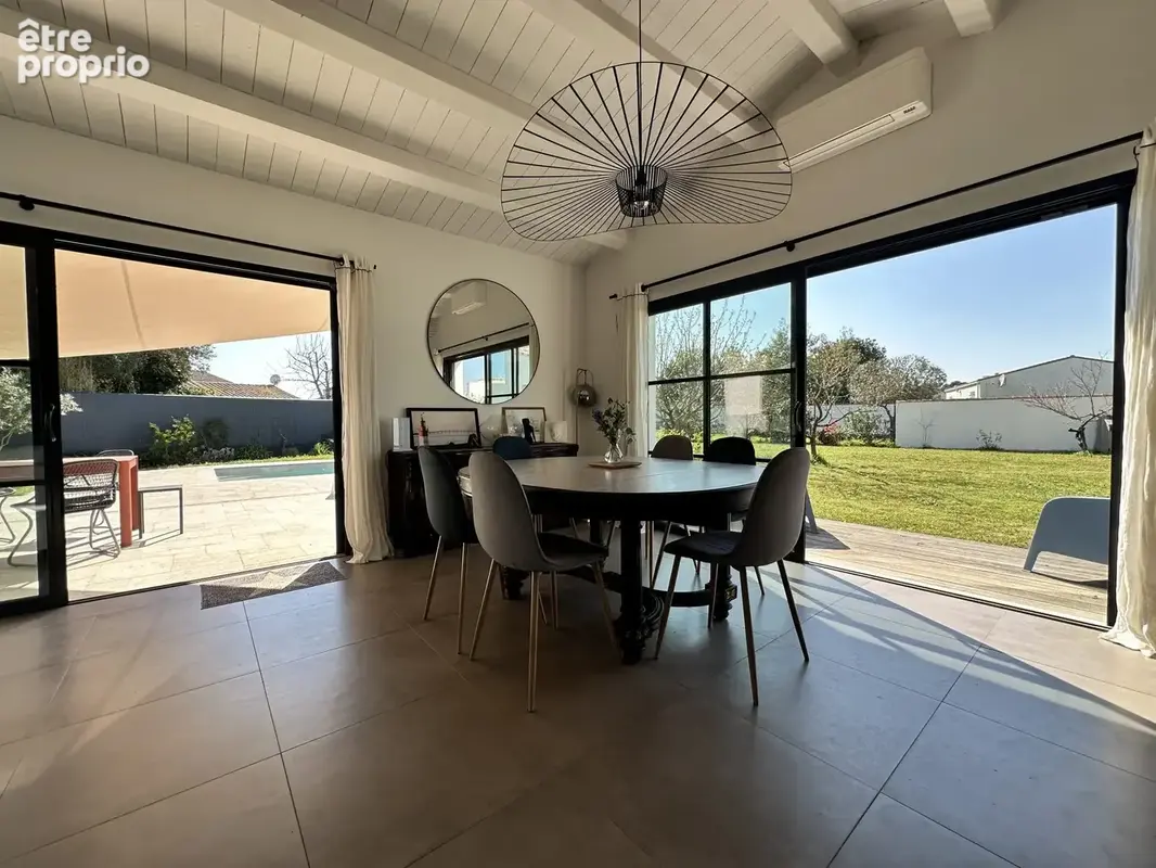Maison 121 m² à Rivedoux-Plage  - photo 3