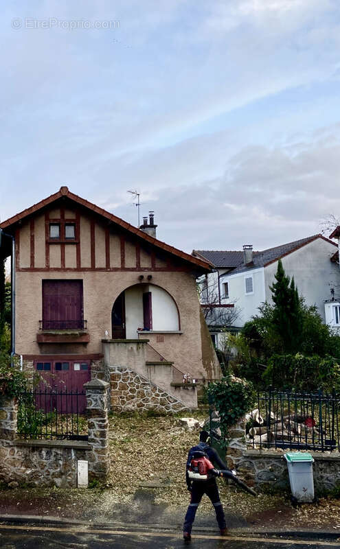 Terrain à CLAMART