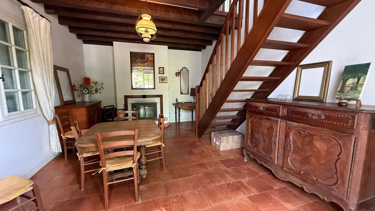 Maison à ARVEYRES