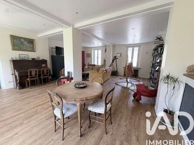 Maison 165 m² à Quittebeuf  - photo 7